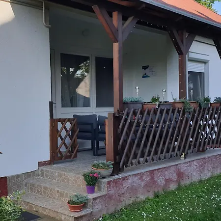 Apartman Sophie *